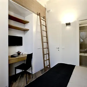 antiche-residenze-romane.it-romehotels.com/